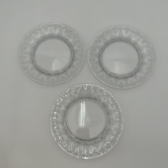 Vesta Clear Luncheon Plate by Glastonbury Lotus- set of 3 - Picture 10 of 16